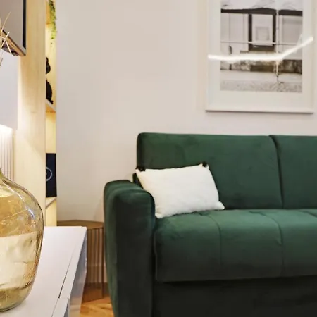 Off Majesti Upper Marais Apartment- Rue Du Faubourg Saint-martin * Paryż