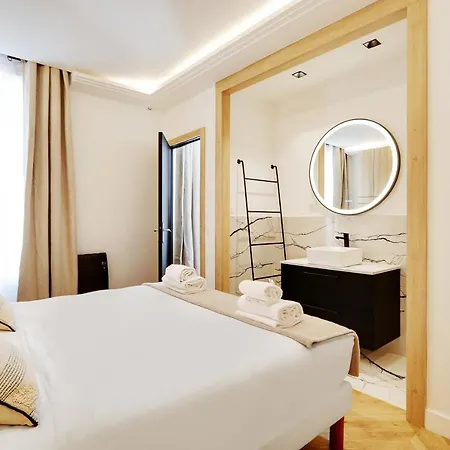 Off Majesti Upper Marais Apartment- Rue Du Faubourg Saint-martin 아파트 *