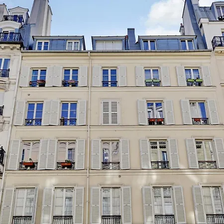 아파트 Off Majesti Upper Marais Apartment- Rue Du Faubourg Saint-martin 파리