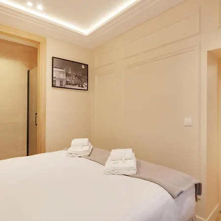 Off Majesti Upper Marais Apartment- Rue Du Faubourg Saint-martin * 파리