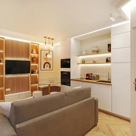 Off Majesti Upper Marais Apartment- Rue Du Faubourg Saint-martin