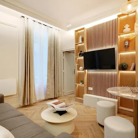 Off Majesti Upper Marais Apartment- Rue Du Faubourg Saint-martin 아파트 *