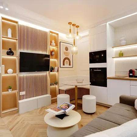 Off Majesti Upper Marais Apartment- Rue Du Faubourg Saint-martin