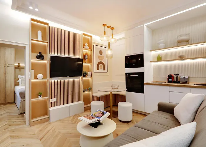 Off Majesti Upper Marais Apartment- Rue Du Faubourg Saint-martin